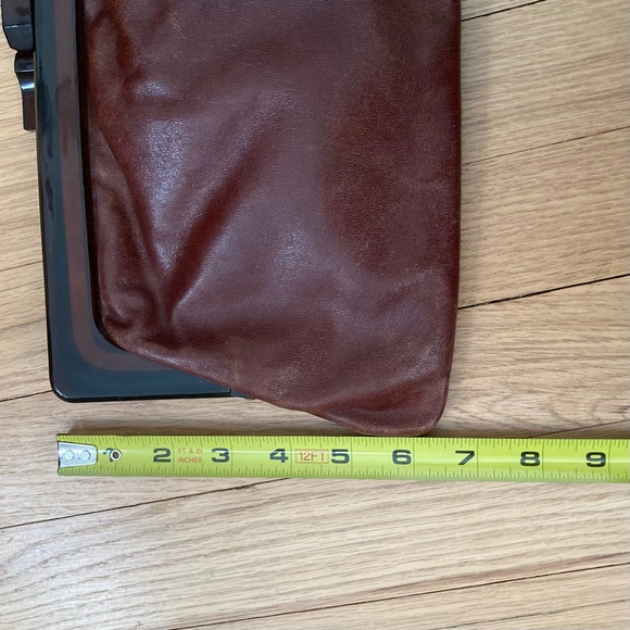 Vintage early 70s Leather Tortoise Shell framed clutch. Brown. Made in Italy - Picture 11 of 12